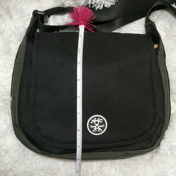 NWOT Crumpled Black Crossbody Bag - Picture 4 of 8